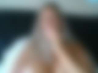 malibumelons's Live Sex Cam Show