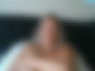 malibumelons's Live Sex Cam Show