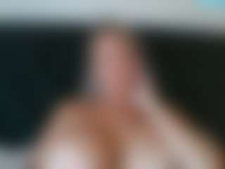 malibumelons's Live Sex Cam Show