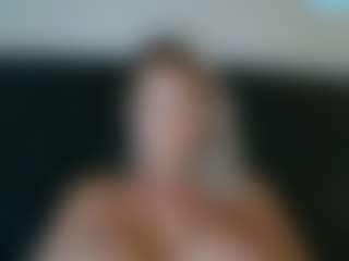 malibumelons's Live Sex Cam Show