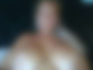malibumelons's Live Sex Cam Show
