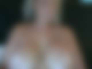 malibumelons's Live Sex Cam Show
