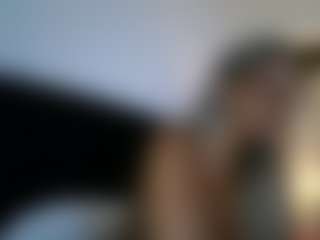 malibumelons's Live Sex Cam Show