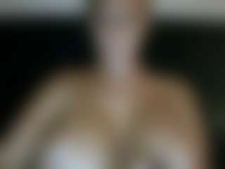 malibumelons's Live Sex Cam Show