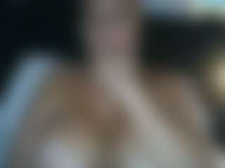 malibumelons's Live Sex Cam Show