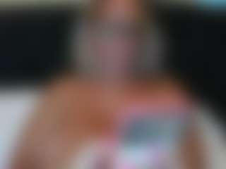 malibumelons's Live Sex Cam Show
