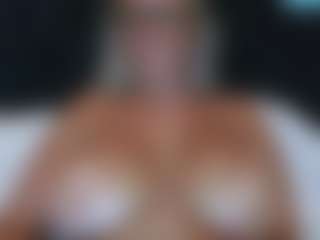 malibumelons's Live Sex Cam Show