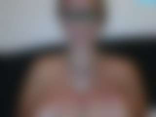 Live cam show with malibumelons - Flirt on Instabang