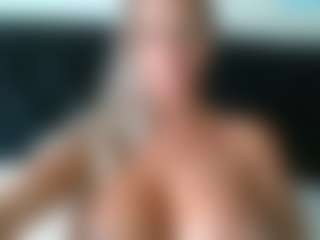 malibumelons's Live Sex Cam Show