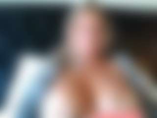 malibumelons's Live Sex Cam Show