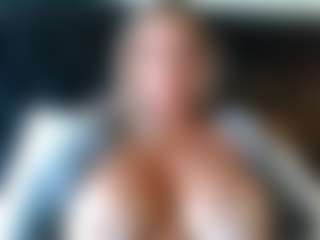 malibumelons's Live Sex Cam Show