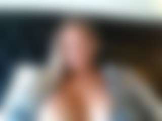 malibumelons's Live Sex Cam Show