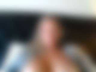 malibumelons's Live Sex Cam Show