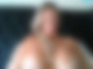 malibumelons's Live Sex Cam Show