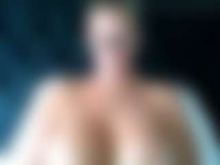 malibumelons's Live Sex Cam Show
