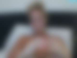 malibumelons's Live Sex Cam Show