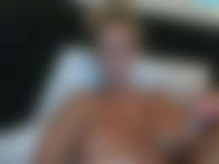 malibumelons's Live Sex Cam Show