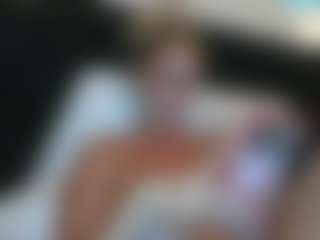 malibumelons's Live Sex Cam Show