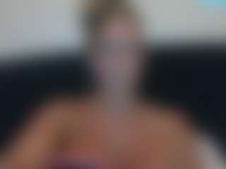 malibumelons's Live Sex Cam Show