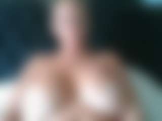 malibumelons's Live Sex Cam Show