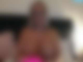 malibumelons's Live Sex Cam Show