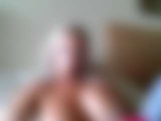 malibumelons's Live Sex Cam Show