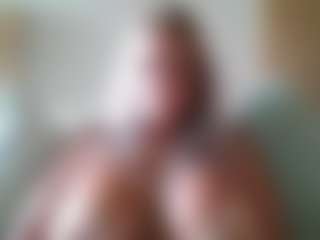 malibumelons's Live Sex Cam Show