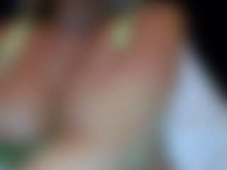 malibumelons's Live Sex Cam Show