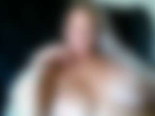 Live cam show with malibumelons - Cum Lovense on madthumbs