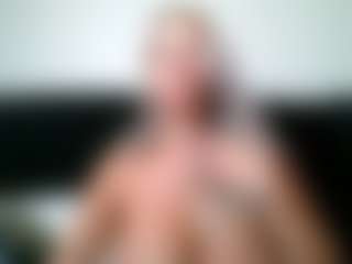 malibumelons's Live Sex Cam Show