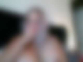 malibumelons's Live Sex Cam Show