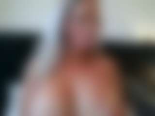 malibumelons's Live Sex Cam Show