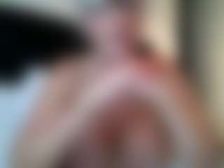 malibumelons's Live Sex Cam Show