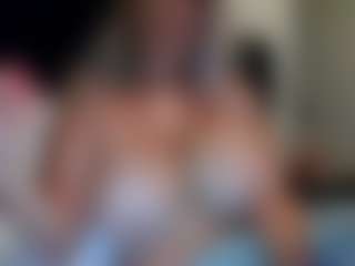 malibumelons's Live Sex Cam Show