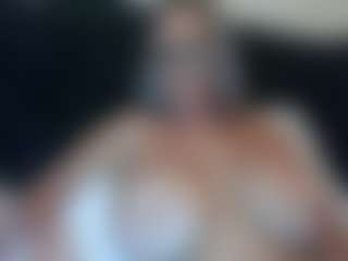 malibumelons's Live Sex Cam Show