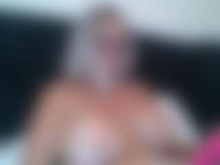 malibumelons's Live Sex Cam Show