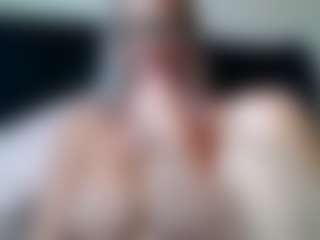 malibumelons's Live Sex Cam Show