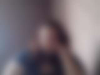 AdelaCheri's Live Sex Cam Show