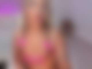 Live cam show with Asura-love - Athletic Young Adult on Camsoda