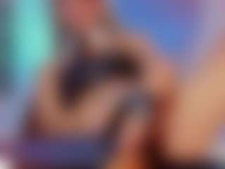 Live cam show with danniilee - Cumshot on StripNow