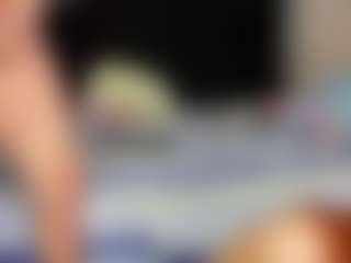 Delphinebella's Live Sex Cam Show