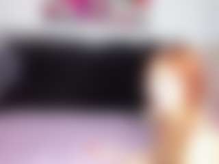 Delphinebella's Live Sex Cam Show