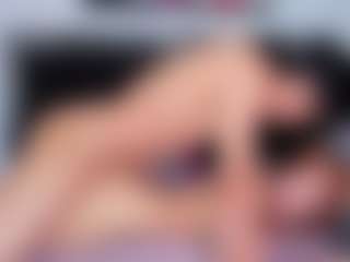 Delphinebella's Live Sex Cam Show