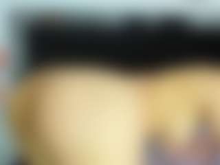 Live cam show with Delphinebella - Blonde Hair on fuklive.com