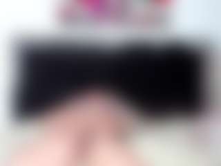 Delphinebella's Live Sex Cam Show