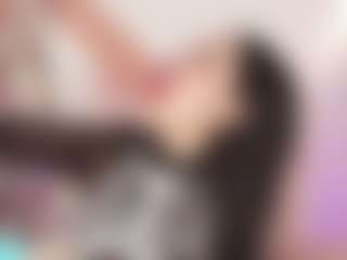 Live cam show with Justonecute - Beautiful on googirlz
