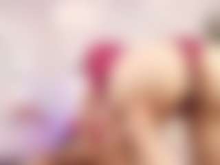 Live cam show with Justonecute - Green Eyes on Fit Hotties