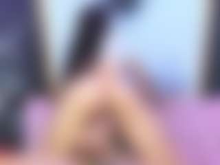 Live cam show with KimberlyHoward - Small Tits on camwithhim.com