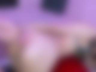 Live cam show with KimberlyHoward - Squirt on Camsoda