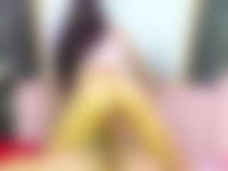 Live cam show with KimberlyHoward - Nipple Piercings on livesuperchat.net